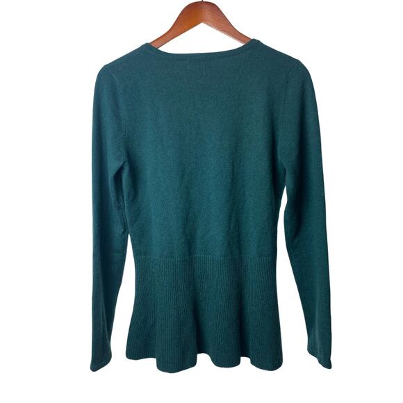 Neiman Marcus Green Cashmere Peplum Ribbed Long Sleeve Sweater Size Large - Picture 2 of 6